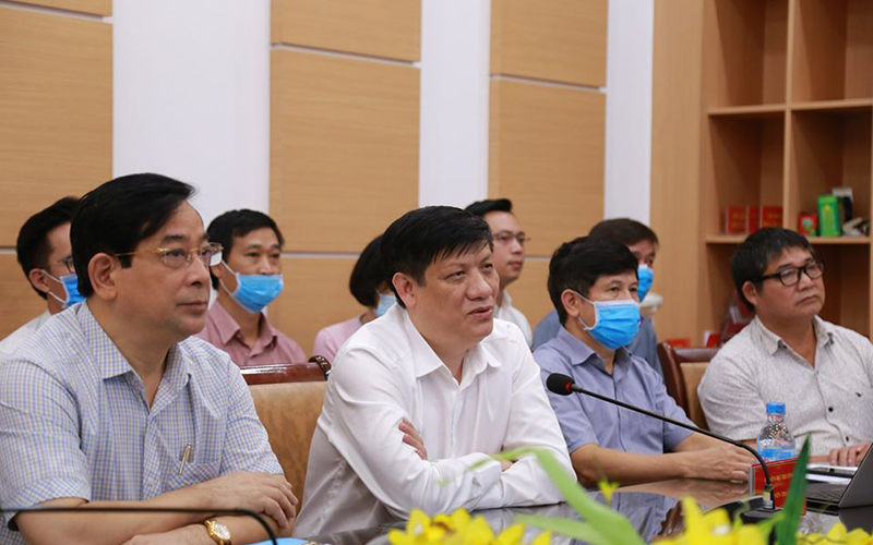 Tiếp tục cử các chuyên gia hàng đầu hỗ trợ Huế và Quảng Nam